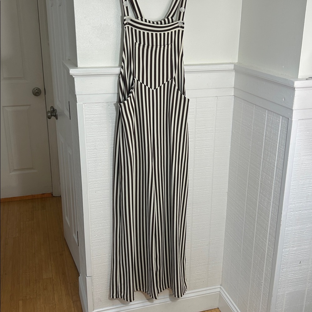 Halara Pocket Stripe Adjustable Strap Overalls in… - image 8